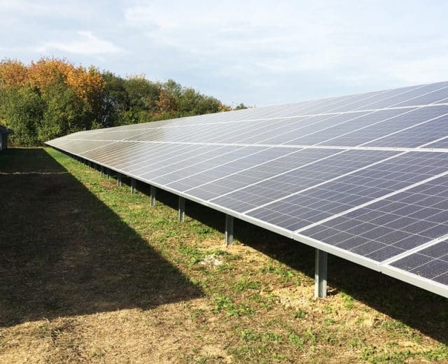 WES Green baut einen Solarpark auf ehemaliger Mülldeponie