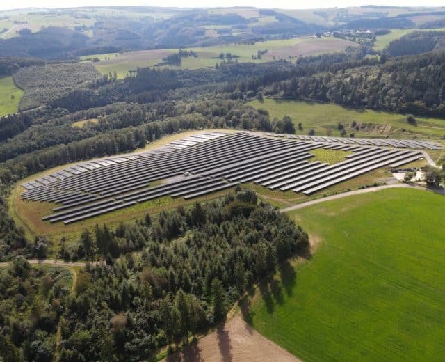 Solarparks sollen schnell der Strompreisspirale entgegenwirken