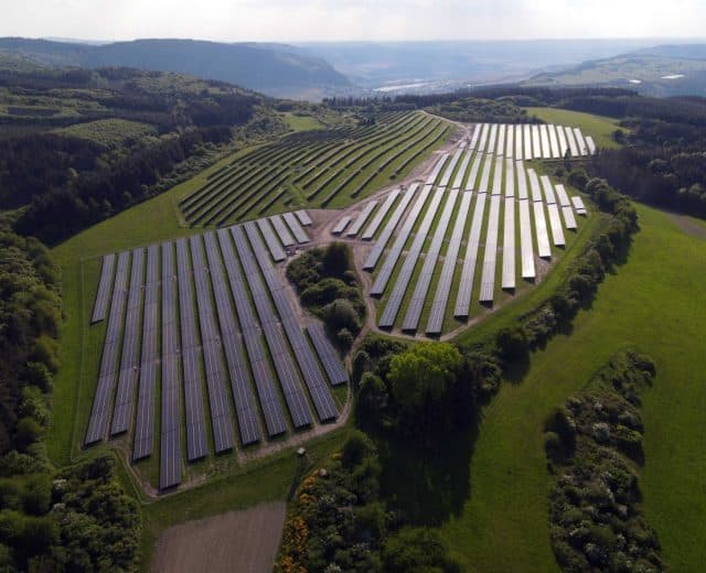 Solarpark Leiwen-Sonnenberg ist in Betrieb